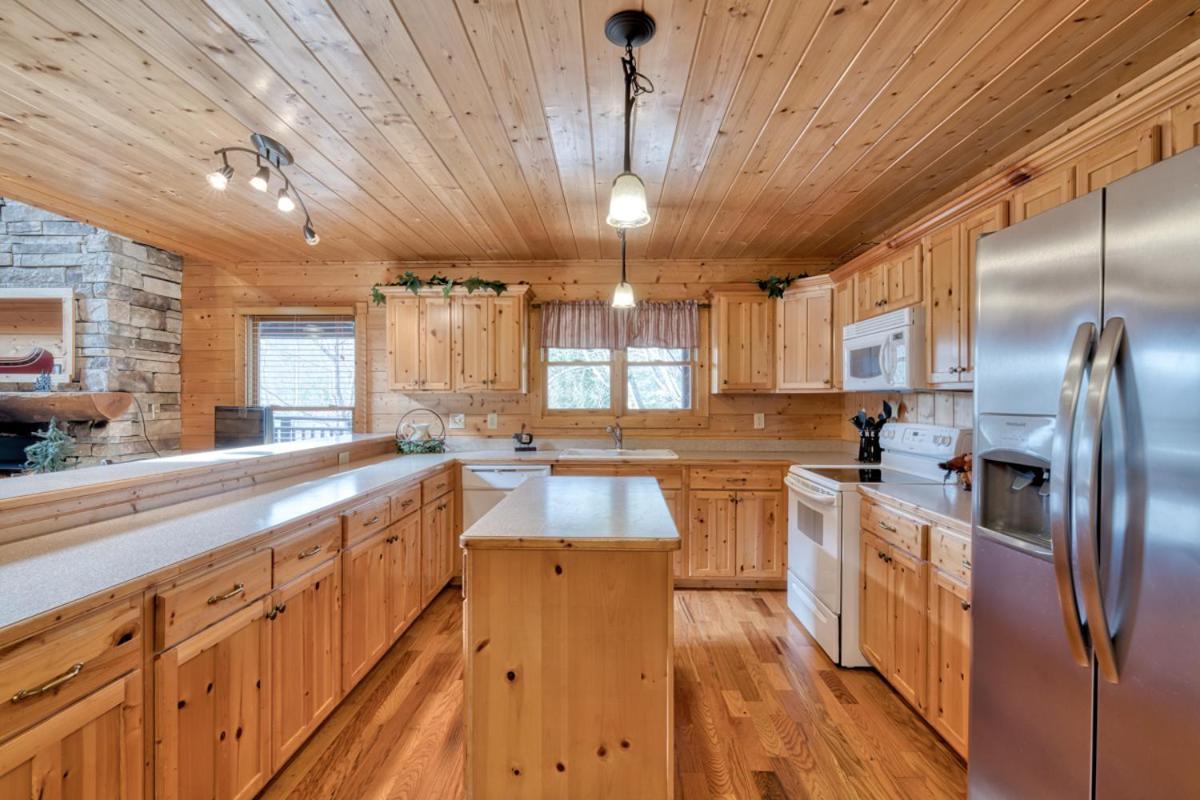 Country Living Villa Сивиървил Екстериор снимка